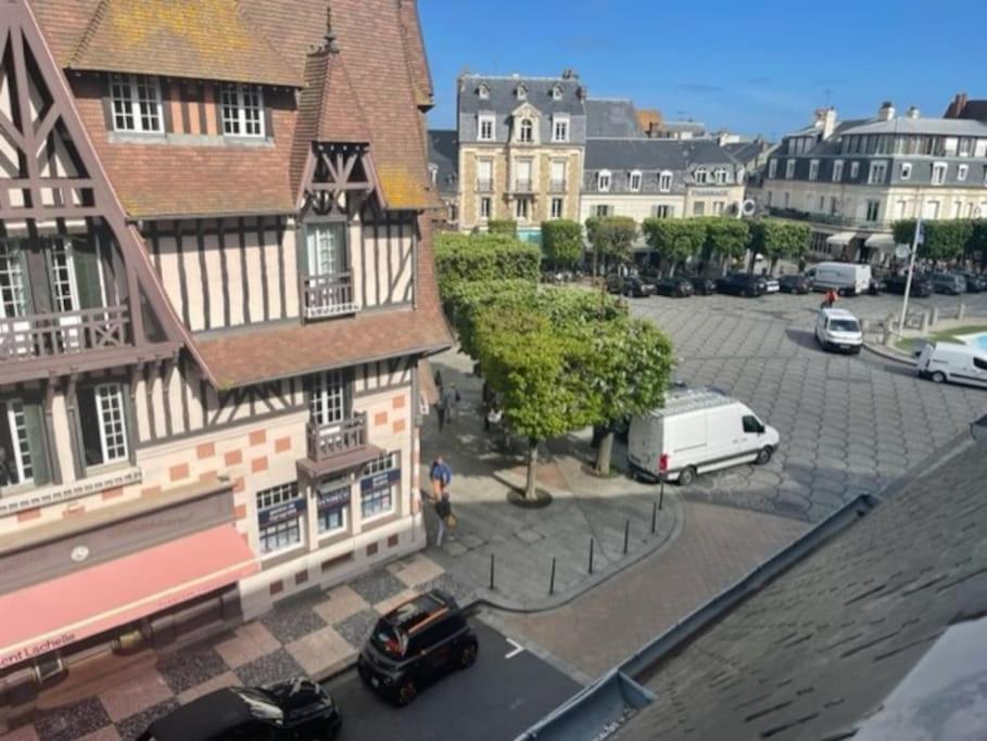 Appartement, Place Morny. Deauville Extérieur photo